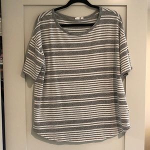Gap Sweater T shirt